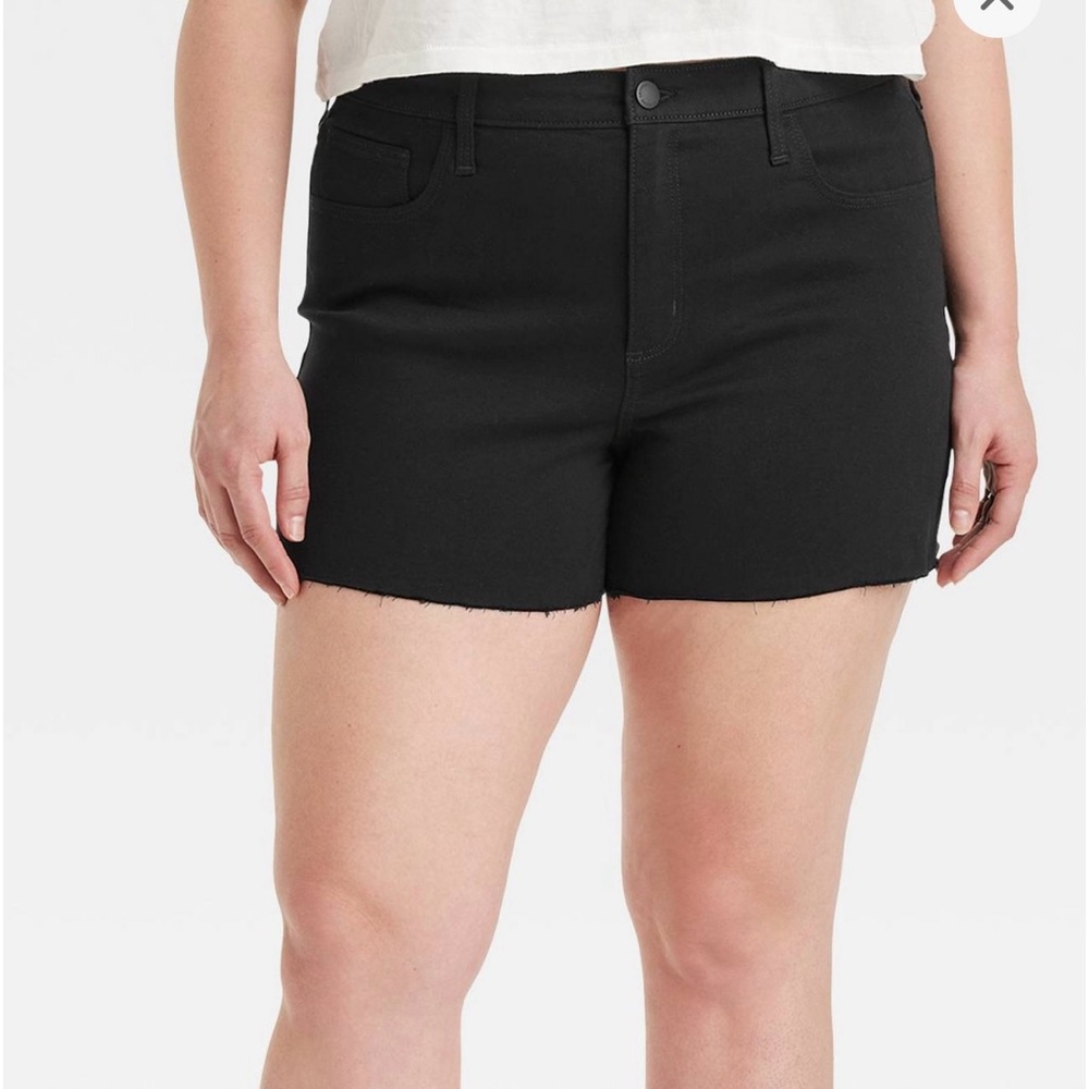 Universal Thread black high-rise, midi shorts. Size 22